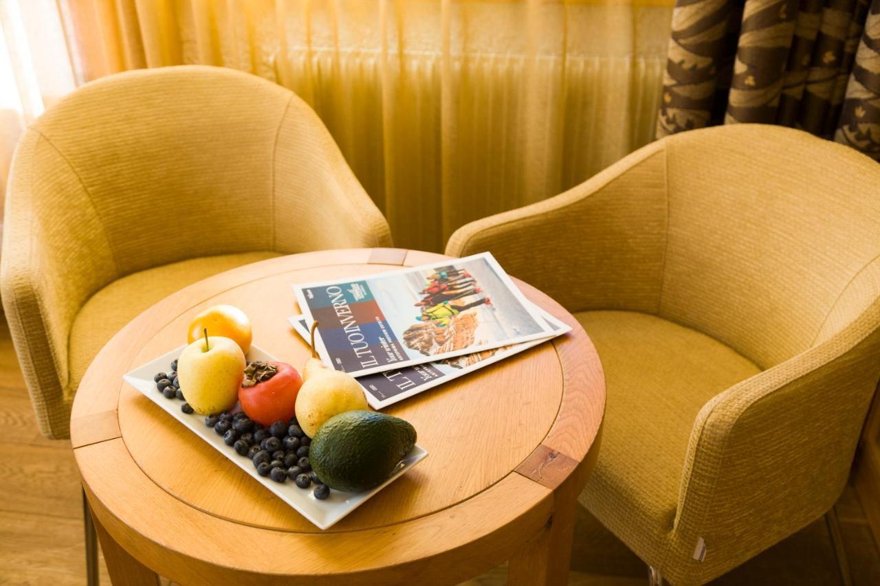 Style Hotel Grifone Мадонна-ди-Кампильо Экстерьер фото